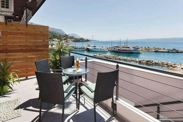 Apartments Romantica Jesenice  Extérieur photo